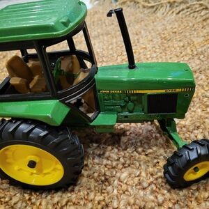 John Deere 2755 die cast tractor